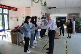 说明: 2